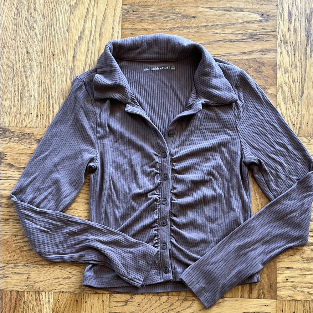 A&F Brown Ribbed Button-Up Top